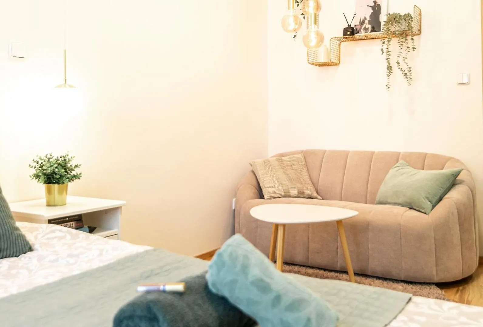 Modern & Spacious Apartment Near The Old Town Πράγα 0*,  Τσεχία